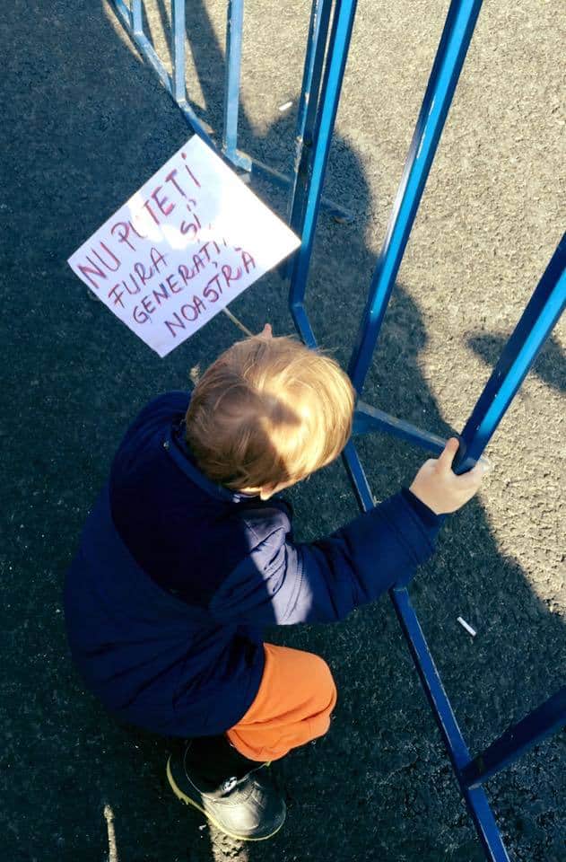 Cu copiii la proteste?